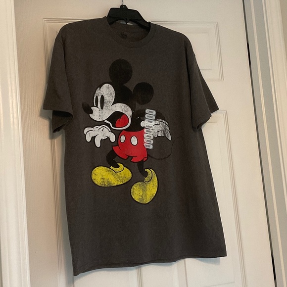 size L, bust 40” inches, can be unisex, Mickey scared, new condition - Picture 4 of 6